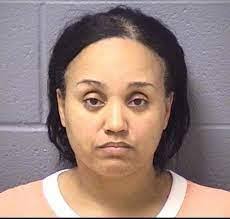 Kimberly Pouncy's Instagram, Twitter & Facebook