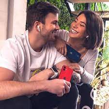 Carolina carvalho is part of a millennial generation (also known as generation y). David Carreira E Carolina Carvalho Fazem Tatuagem Em Memoria De Sara A Ferver Vidas