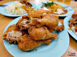 Make sure the chicken is coated well. Lim Fried Chicken Hicom Glenmarie Shah Alam Pureglutton