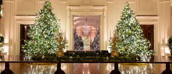 Brightly lit, decked out in ornaments and tinsels, choose from the best christmas tree images and pictures from our collection. White House Christmas Tour 2021