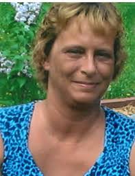 Robin Avery's Instagram, Twitter & Facebook