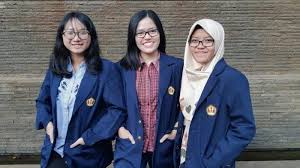 Besarnya ukt per semester yang akan kamu bayar, tergantung pada program studi yang kamu pilih pada salah satu fakultas kedokteran terbaik di indonesia ini. Biaya Kuliah Di Unpad Jika Lolos Jalur Snmptn Cukup Bayar Ukt