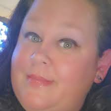 How to find a woman who took photos at Fireworks