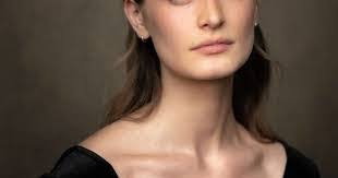 Darian Gill's Instagram, Twitter & Facebook