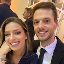 How long does it takes to get P1 after Aor in AIP under healthcare?