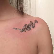 Beautiful and small rose tattoos for men and women with meaning and design images. 125 Daisy Tattoo Ideas You Can Go For Meanings Wild Tattoo Art