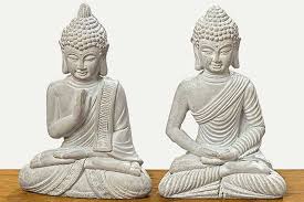 Buddha Figur Aus Beton 2er Set Ommmm Richtig Entspannen Kannst Du Erst Mit Der Perfekten Deko Dein Badezimmer Verwandelst Du Mi Buddha Figur Buddha Deko