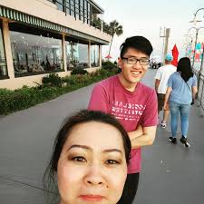 Jennie Tu's Instagram, Twitter & Facebook