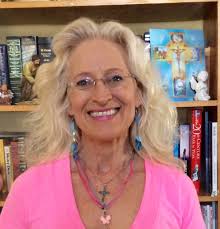 ELIZABETH MAKOUS,MSPT, Certified Lymphedema Therapist, Pelvic  Rehabilitation Practitioner Certification, Certified Edema Specialist Henry  Mayo's Pelvic Health and Lymphedema Specialty Programs Coordinator. Owner  and Founder of Pelvic Whisperer