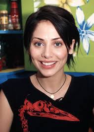 We did not find results for: Natalie Imbruglia Sends Fans Into Meltdown Over Age Defying Looks