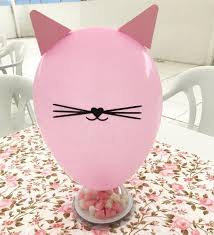 Festa De Gatinha Enfeite De Mesa Com Bexiga Festa De Gato Cha De Bebe Festa De Gatinho Festas De Aniversario De Gatinho Decoracao De Festa De Gato