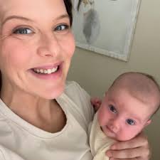 Erica Torres Allison (@e__rhea0620) • Instagram photos and videos