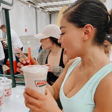 soybrenvita approves ☑️🤤💪🏽 #KrispyFitness