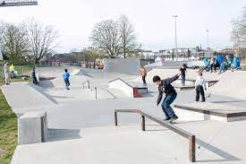 Daalder kaas is feeling motivated. Skaten Is Altijd Leuker Met Wat Zon Erbij Eindelijk Dolle Pret In Skatepark Witte Molen Na Winterprik Sint Niklaas Hln Be