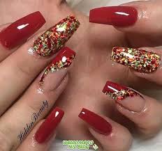 Los productos de unas acrilicas disenos son los más populares de north america, western europey south america. 65 Disenos De Unas De Ataud Navideno En Rojo Y Dorado Unas De Gel Rojas Manicura De Unas Unas De Gel Navidenas