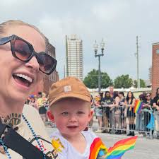 Fundraiser by Hannah Bates : Support Elaine's Journey Through Lymphoma