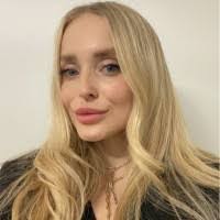 Kristina Nix's Instagram, Twitter & Facebook