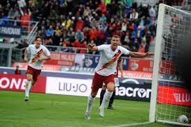 23:50bologna, autostazione4h55 04:45roma, autostazione tiburtina. Highlights Of Roma S Last Second Win Over Bologna Chiesa Di Totti