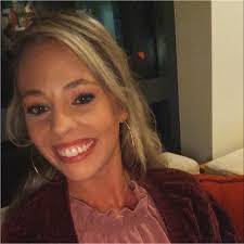 Dina Barker's Instagram, Twitter & Facebook