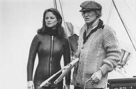 Orca horror the natural beauty of bo derek in her screen debut and the supernatural spectacle of dino de laurentiis' (king kong) masterful use of special effects on a gigantic scale highlights this rousing adventure story. Orca 1977 Imdb