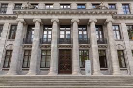 Bei berenberg bieten wir ausgezeichnete einstiegschancen in die berufswelt und die möglichkeit in einem internationalen umfeld wertvolle erfahrungen zu sammeln. Mitinhaber Der Berenberg Bank Soll Insider Informationen Geteilt Haben