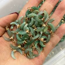 1 Adet Moda Ay Sekli Kolye Dogal Tas Tas Yesil Aventurin Takilar Diy Kolye Kupe Taki Yapma Malzemeleri 16x17mm Cin Den Ve Diger Ulkelerden U Kupe Kolyeler Taki