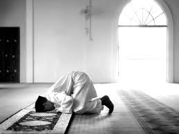 Sholat dhuha dilaksanakan setelah sholat subuh, jika sholat subuh dilaksanakan sebelum fajar atau matahari terbit …. Shalat Dhuha Sebaiknya Jam Berapa Inspira Data