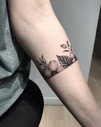 Lily tattoolesweetlou tattooooo pinterest tatouage. 100 Idees De Tatouages Bracelet Pour Femme Tatouez