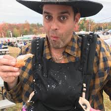 Matt Noyes: New Englander, Dad, Broadcaster