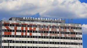 An sechs wänden in neukölln, charlottenburg, wedding und kreuzberg soll ab dem 9. Urbane Freiraume Fur Kunst Berlin Allesandersplatz Archiv