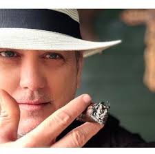 Is Roy Ponder hiring?