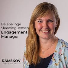 Diana Thomsen's Instagram, Twitter & Facebook