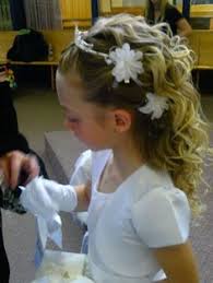 Although styling your daughter's hair on her first holy communion isn't as important as the ceremony, it still plays an integral part of the day. 9 Communion Hair Styles Ideas Communion Hairstyles Communion Hair Styles