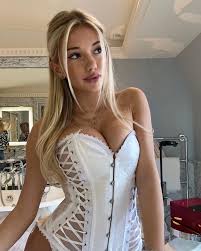 Breckie Hill – @rammadeus on Tumblr