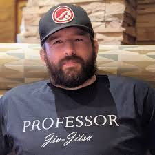 Jonathan Helwig's Instagram, Twitter & Facebook