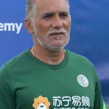 Guarda il più lontano possibile, spera nel meglio ma sii preparato al  peggio.