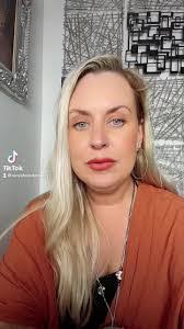 Sarah Kozal's Instagram, Twitter & Facebook