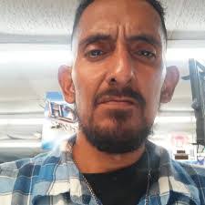 Daniel Leos's Instagram, Twitter & Facebook