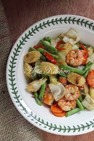 And yet, nasik tu berkerak tebal kat bghn bwh. Sayur Goreng Campur Untuk Hidangan Berbuka Puasa Azie Kitchen