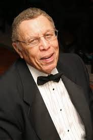 Amanda Porterfield's Instagram, Twitter & Facebook