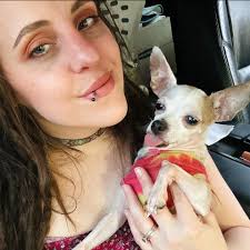 Katherine claims the dog she bought from Miranda was supposed to be ready  by Christmas, but wasn't!