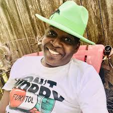 24/7 Jealousy Rental . . . . .#Netflix . #jenniferlopez #alexandradaddario  #AngelinaJolie #MeganFox #margotrobbie #chrisevans #ChristianBale  #AnneHathway #BrieLarson #ScarlettJohansson #elizabetholsen #JenniferLopez  #JenniferAniston #JenniferLawrence ...