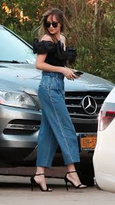 10 Best Dressed Week Of July 16 2018 Dakota Johnson Style Boyfriend Fit Jeans Dakota Johnson