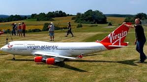 A maximum, economy class, passenger capacity is 660 people. Boeing 747 400 Virgin Atlantic Gigantic Rc Airliner Model Jet Flight Airliner Meeting Airshow 2015 Boeing 747 400 Boeing 747 Boeing
