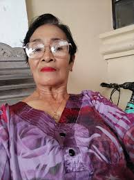 Nothing in this world broke my heart more than losing you Losing you  shattered my heart into pieces in a way that nothing else ever has Since  the day you left, the