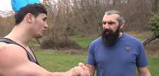Sébastien chabal (born 8 december 1977) is a retired french rugby union player. Sebastien Chabal Dans Une Video Avec Ibra Tv Le Sport Business