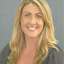 Britney Oates's Instagram, Twitter & Facebook