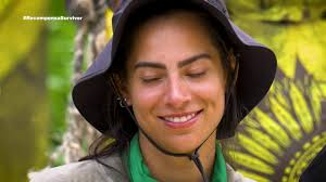 ¡Eli sacó su lado más Villano contra Janette, después de llorar por la  frustración que vivió durante la carrera! 🤯🔥🟢😈 #RecompensaSurvivor  #SurvivorMéxico de lunes a viernes a las 7:30 p.m. por ...