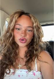 Desiree Johnston's Instagram, Twitter & Facebook