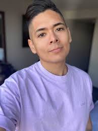 Artist Spotlight: Edgar Sánchez 🎭 👑